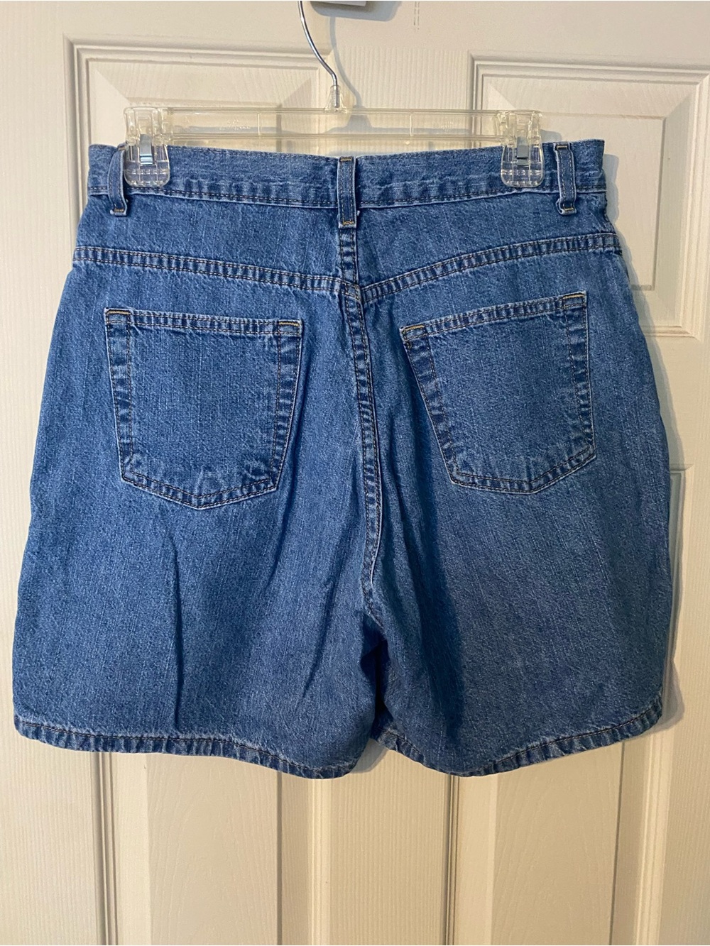 Faded glory Classic 5 pocket High-Waist Blue Denim Women’s jean Shorts size 8